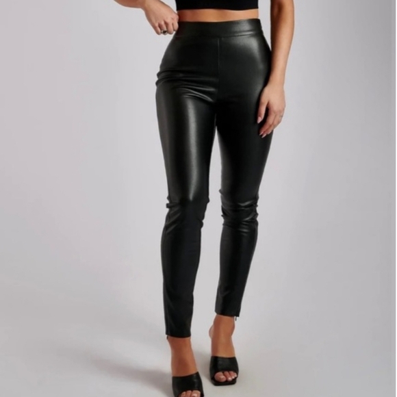 Meshki Shayla Skinny Faux Leather High-Rise Split Pant in Black Women's L. 29". - Picture 1 of 15